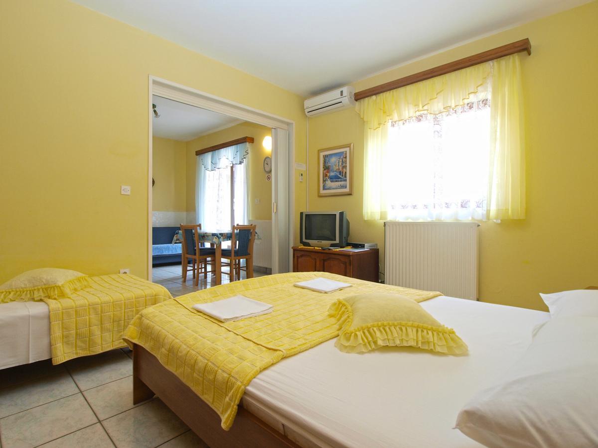 Apartments Vida 1682 พูลา ภายนอก รูปภาพ