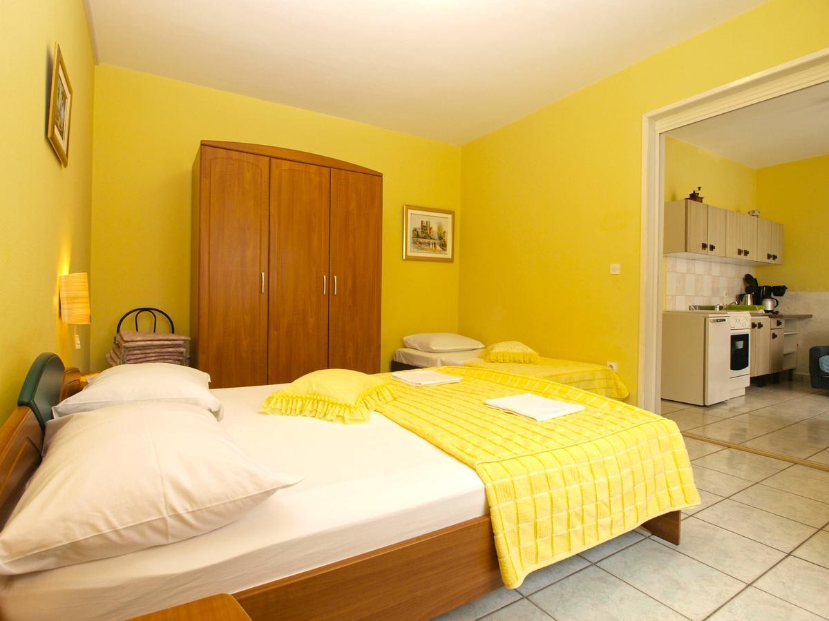 Apartments Vida 1682 พูลา ภายนอก รูปภาพ